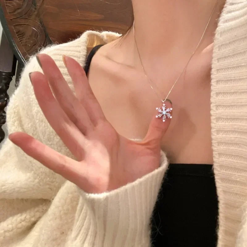 Christmas Shiny Zircon Snowflake Necklace