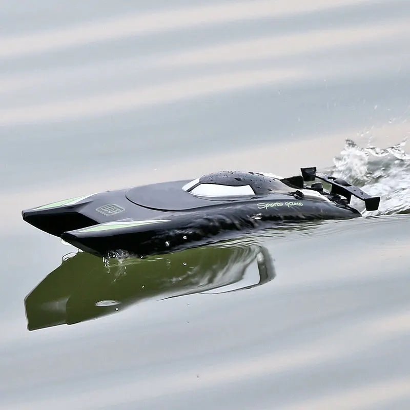 Remote Control High Speed Racing Boat