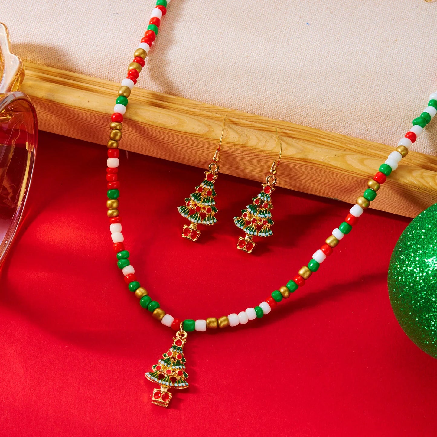 Christmas-Themed Colorful Jewelry Set