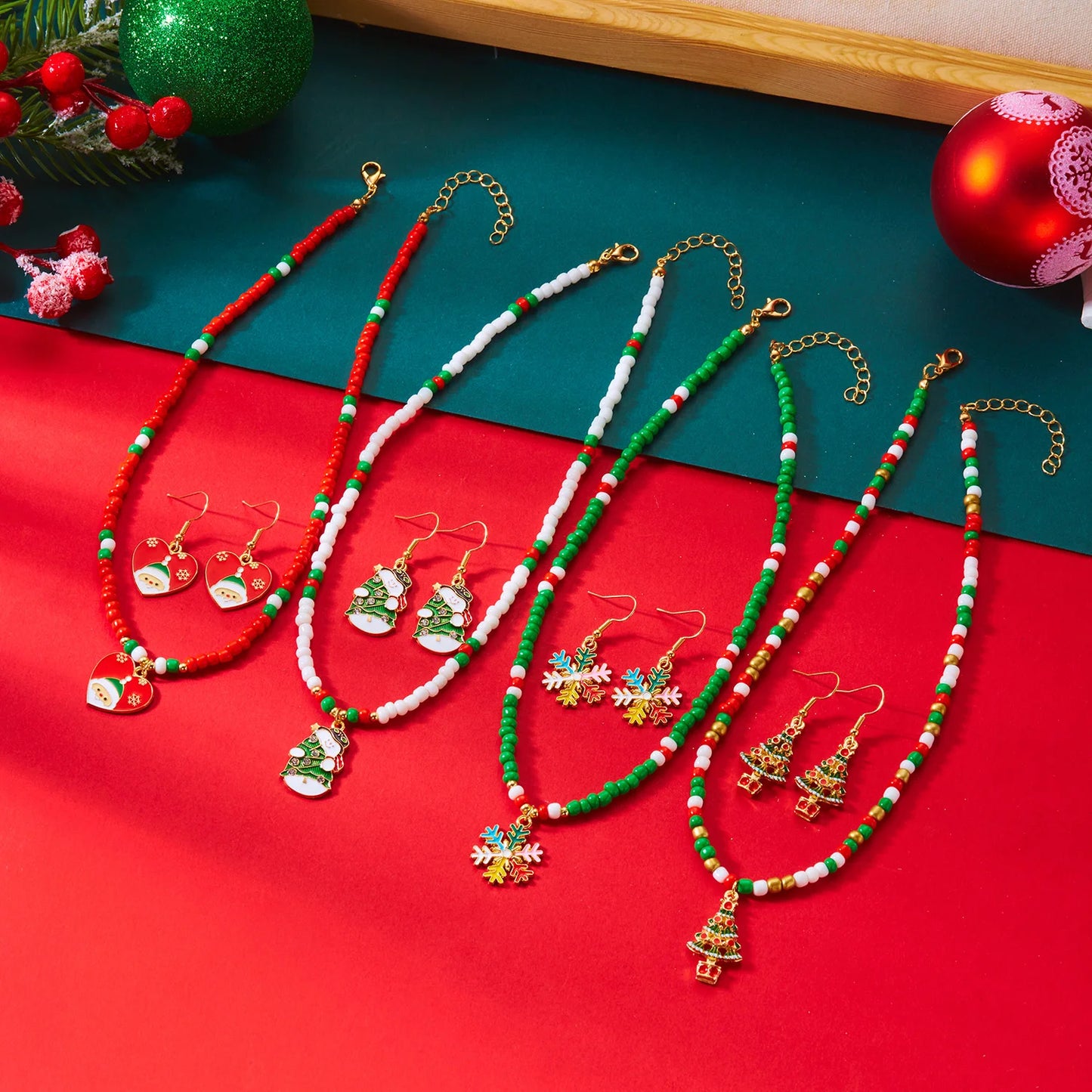 Christmas-Themed Colorful Jewelry Set
